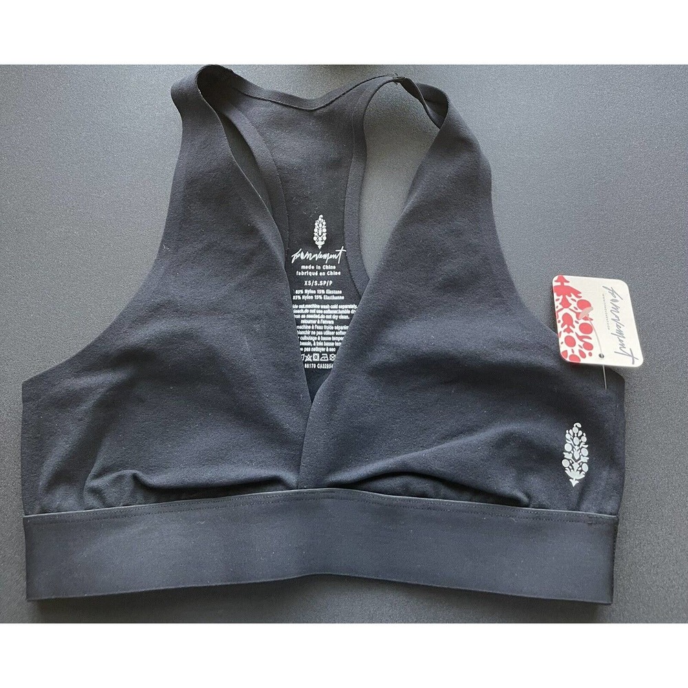 01 B587 NWT Movement by Free People Blaze It Up Sweat Wicking V-Neck Sports XS/S